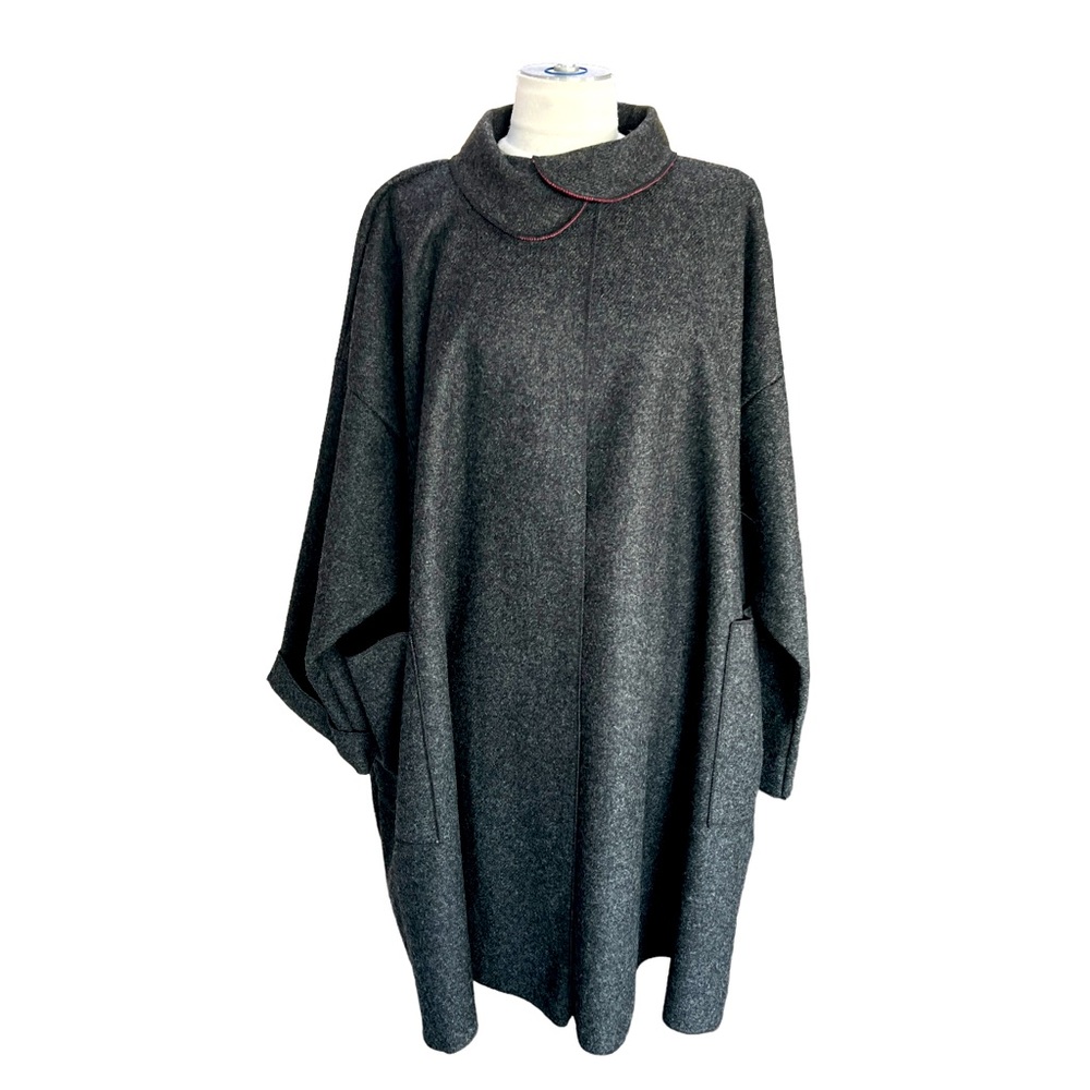 OSGOOD SMUK Vintage 70% Wool 30% Polyester Swing Coat Grey Suede Appliqué Back